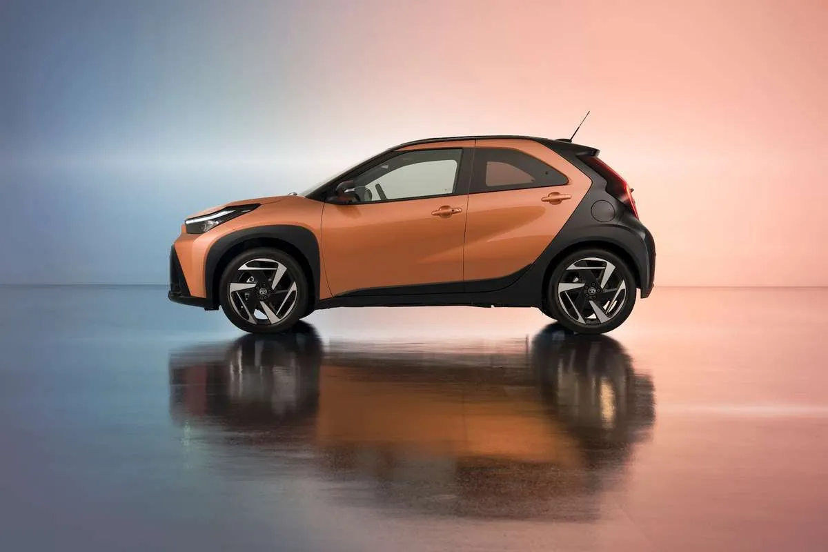„Toyota“ Lietuvoje pristato naująjį „Aygo X Hybrid“