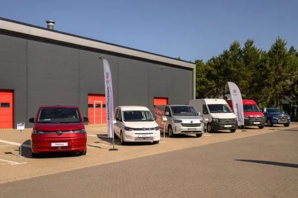 Naujos kartos „Volkswagen“ komercinės transporto priemonės – modernesnės, efektyvesnės ir universalesnės