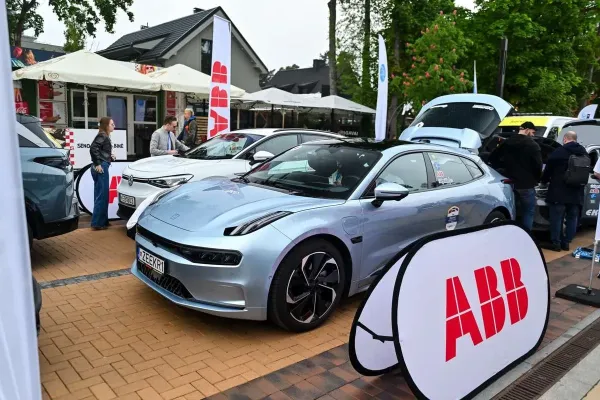 Po elektromobilių varžybų – apie įkrovimo tendencijas