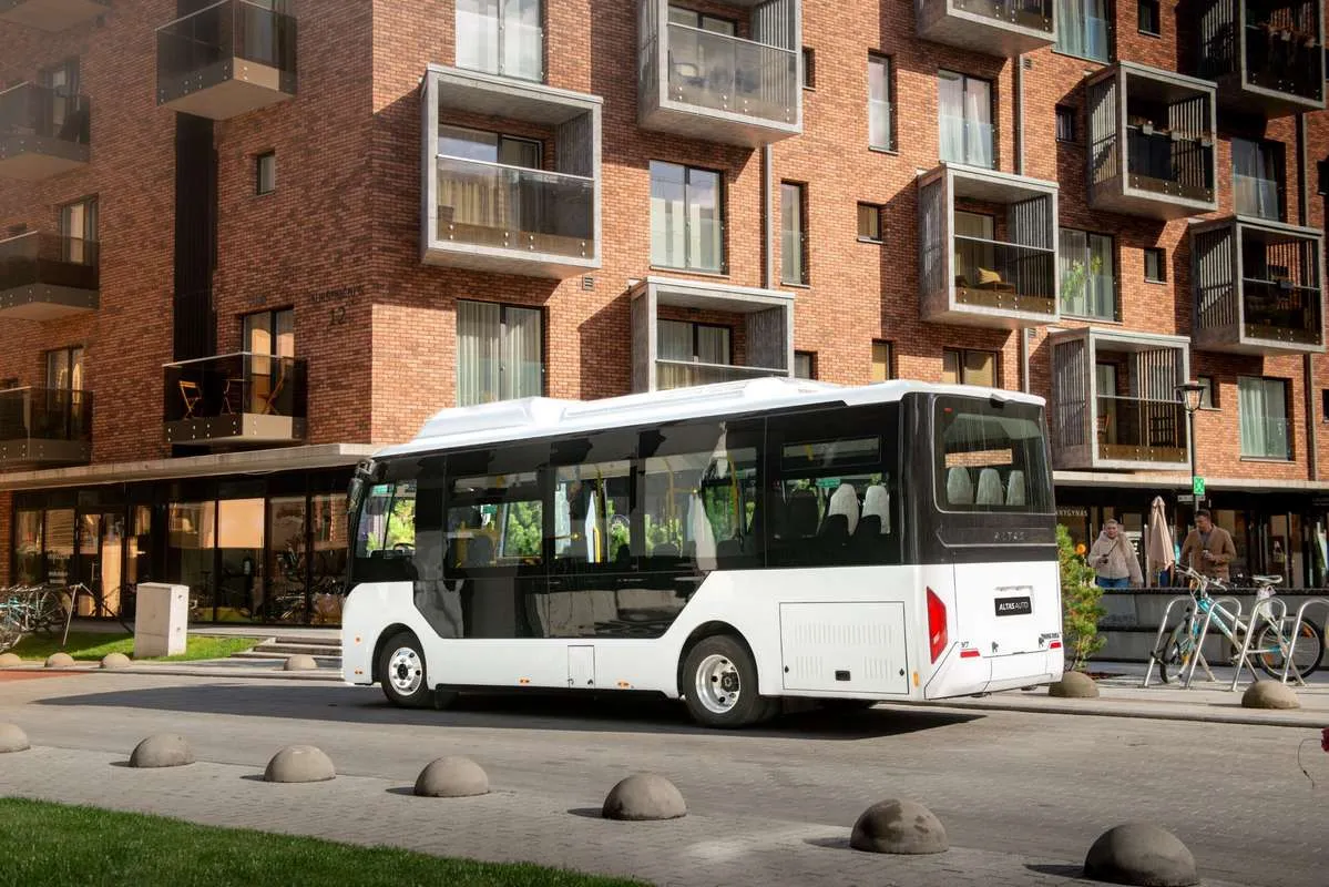 Elektrinis autobusas „Altas Novus City V7“ atsilaikė prieš gamtos stichiją