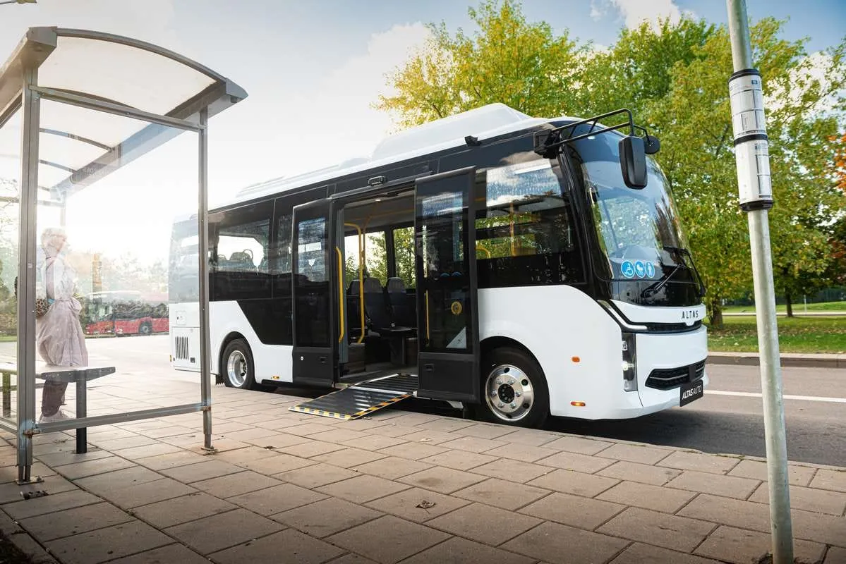 Elektrinis autobusas „Altas Novus City V7“ atsilaikė prieš gamtos stichiją