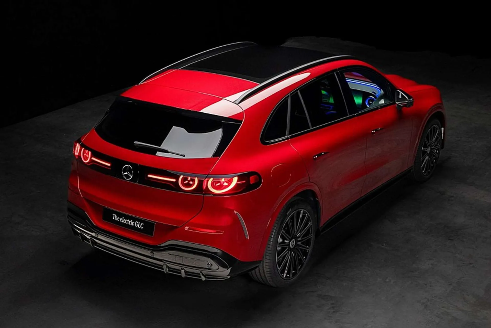 Mercedes-Benz pristatė elektrinį GLC su EQ Technologija