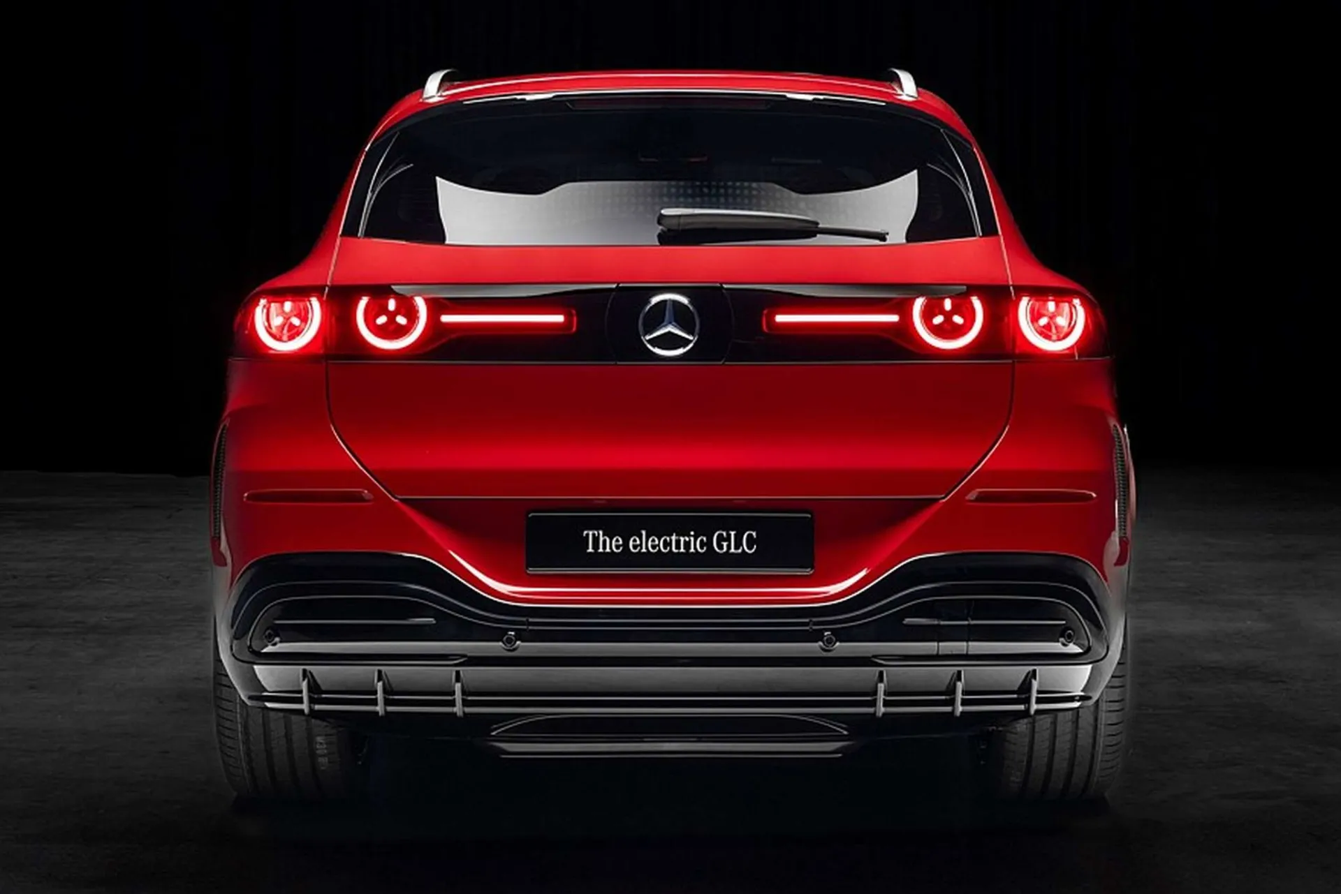Mercedes-Benz pristatė elektrinį GLC su EQ Technologija