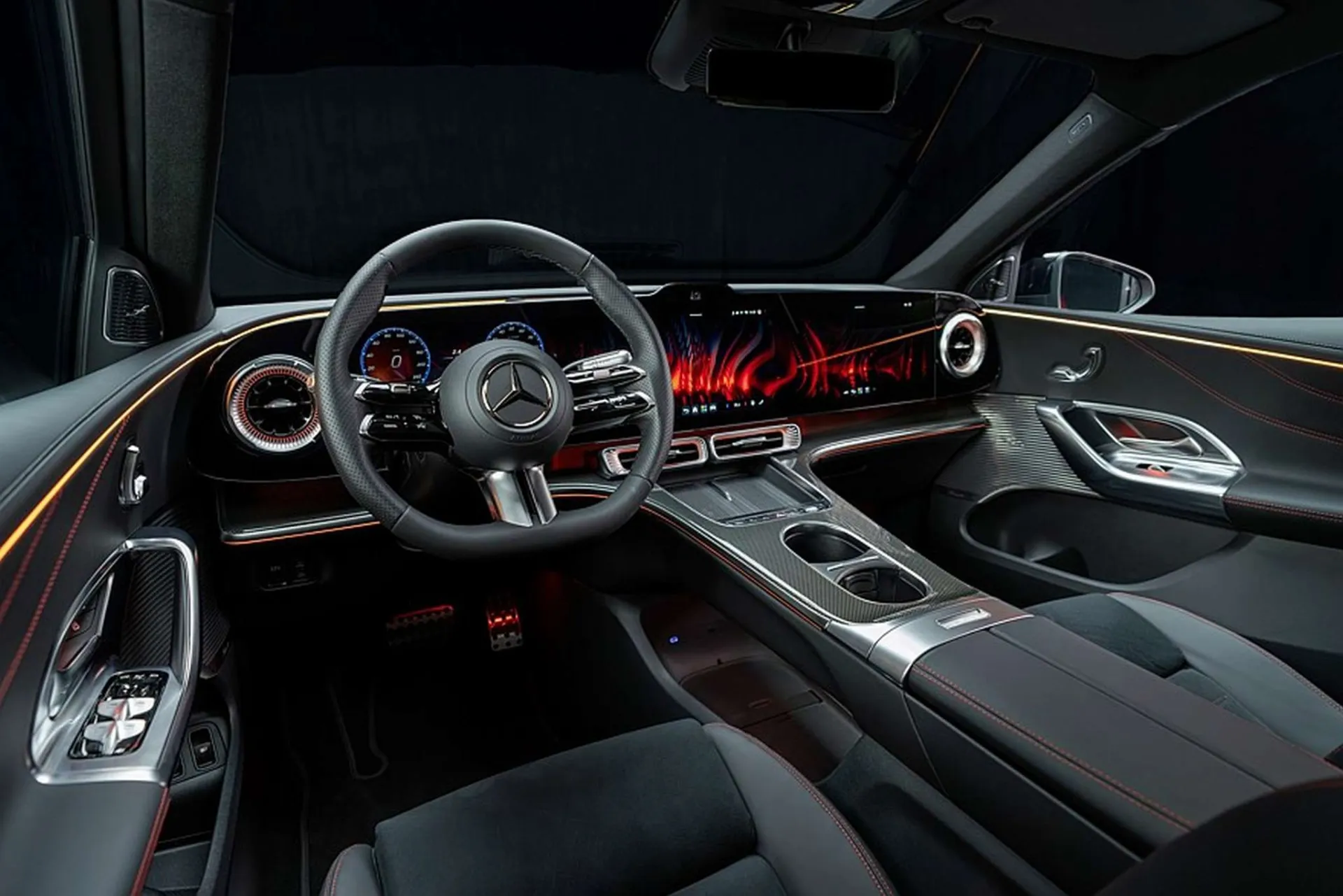 Mercedes-Benz pristatė elektrinį GLC su EQ Technologija