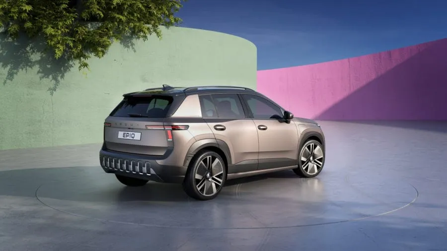 „Škoda“ pristatė kitąmet pasirodysiantį prieinamiausią elektrinį visureigį „Epiq“