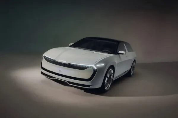 „Škoda“ pristatė elektrinį ateities universalą – „Vision O“ koncepciją