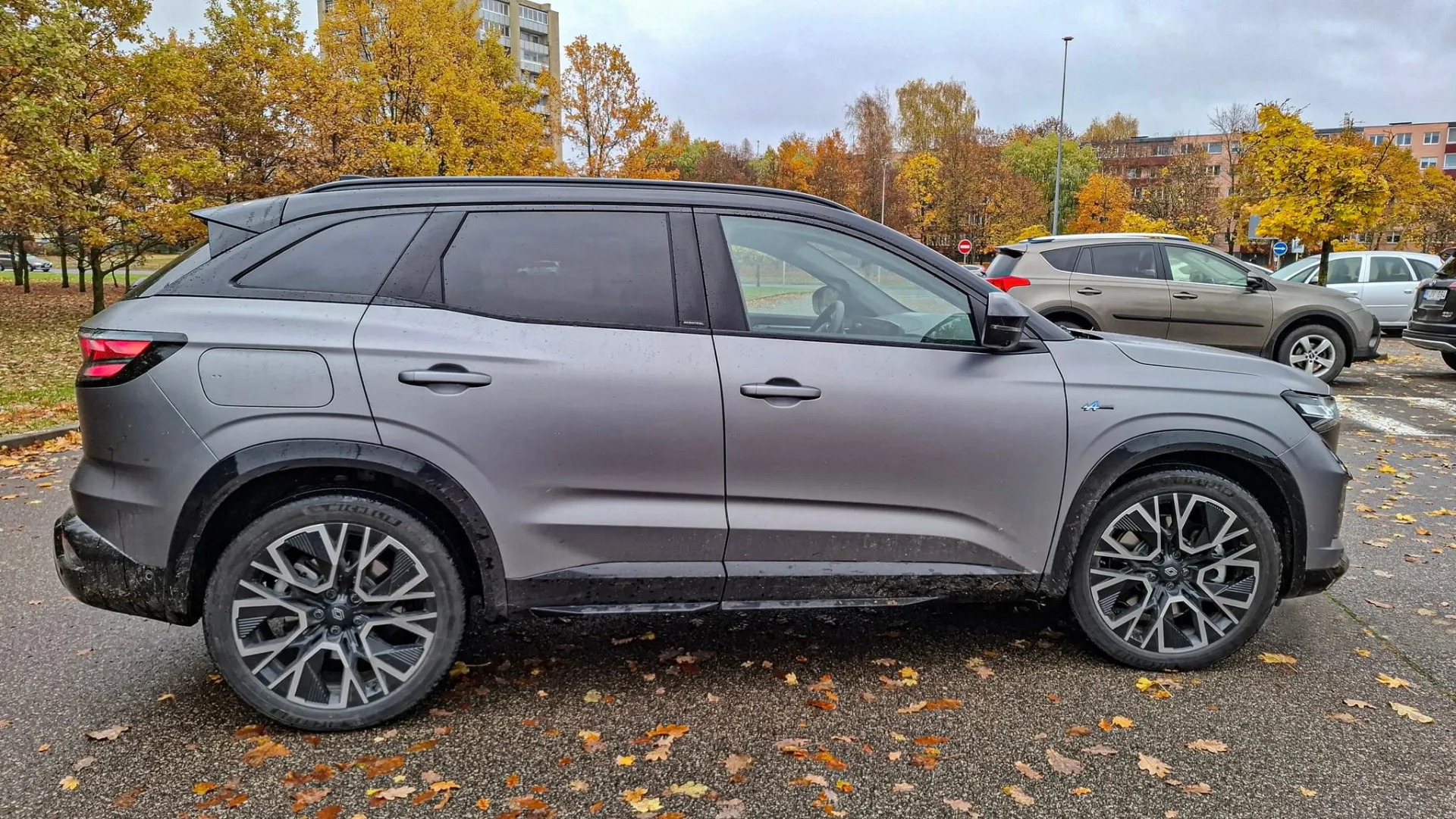 Hibridas be kompromisų? Testuojame „Renault Austral“ Esprit Alpine Full Hybrid E-Tech