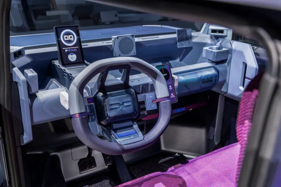 Koncepcinis automobilis „Dacia Hipster“ – alternatyvi elektrinio judumo vizija: itin įperkamas, apimantis svarbiausias funkcijas, „Dacia“ stiliumi