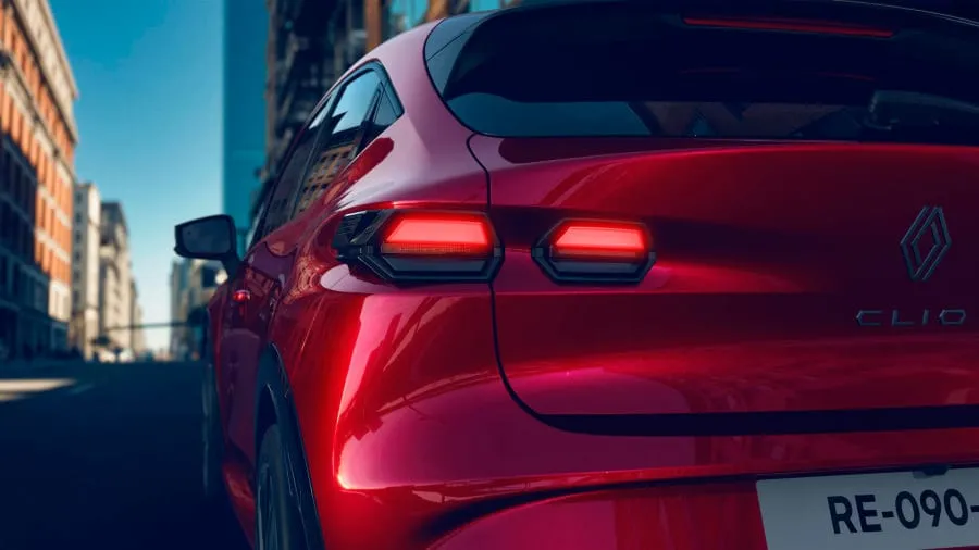 Lietuvoje pradedami priimti naujojo „Renault Clio“ užsakymai