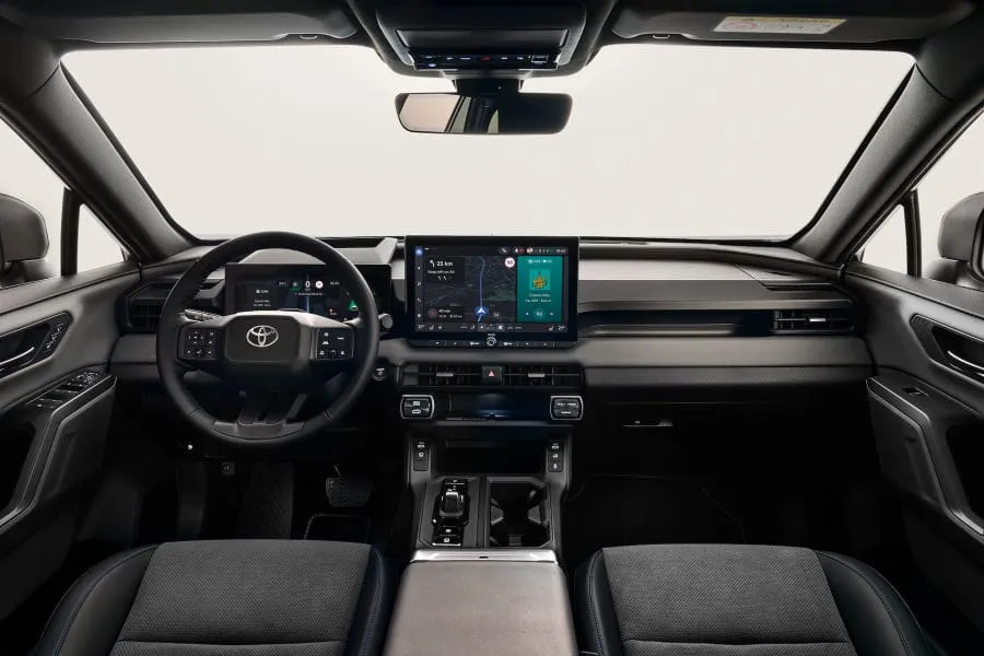 Prasidėjo naujos kartos „Toyota RAV4“ išankstiniai užsakymai