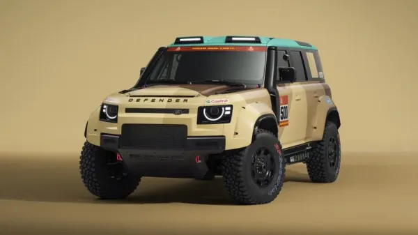 Artėjant Dakaro raliui pristatytas „Defender“ lenktyninis modelis D7X-R, kuriuo lenktyniaus Rokas Baciuška