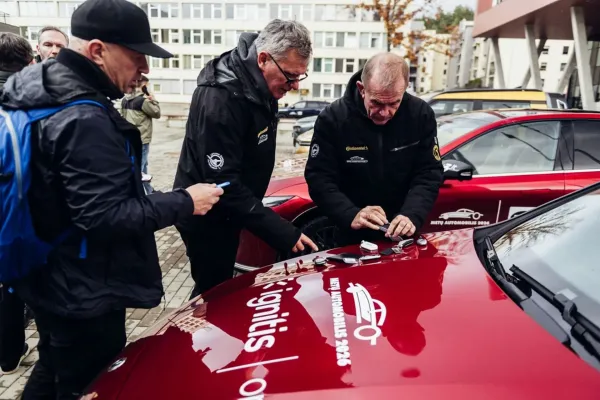 Kurie elektromobiliai „pataiko“ į deklaruojamą nuvažiuojamą atstumą, o kurie yra pernelyg optimistiški?