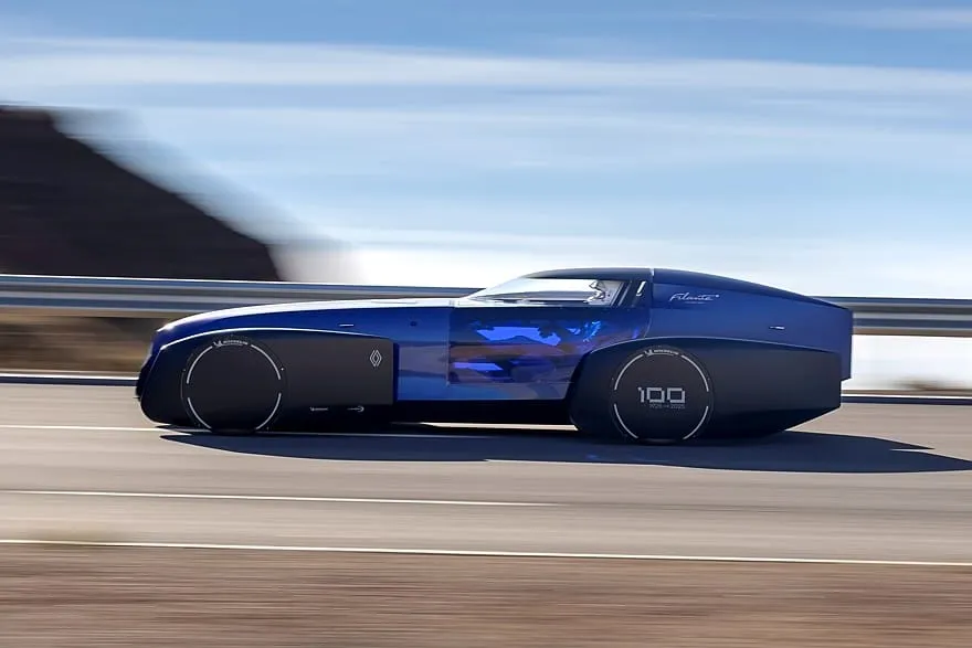 Retro futurizmas pergalingai skrieja trasa: keistasis „Renault Filante Record“ užfiksavo įspūdingą efektyvumo rekordą