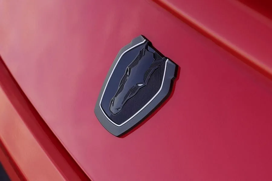 Vietoj „Shelby GT500“: pristatytas „Ford Mustang Dark Horse SC“ su kompresoriniu V8