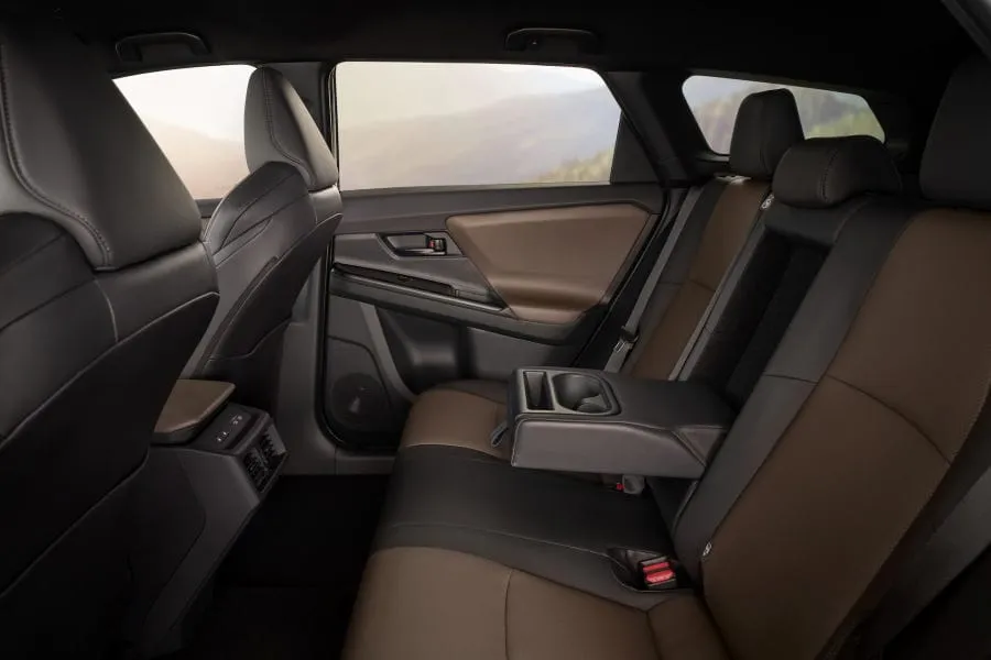„Toyota“ pristatė naują elektromobilį „bZ4X Touring“: daugiau erdvės ir rekordinė galia