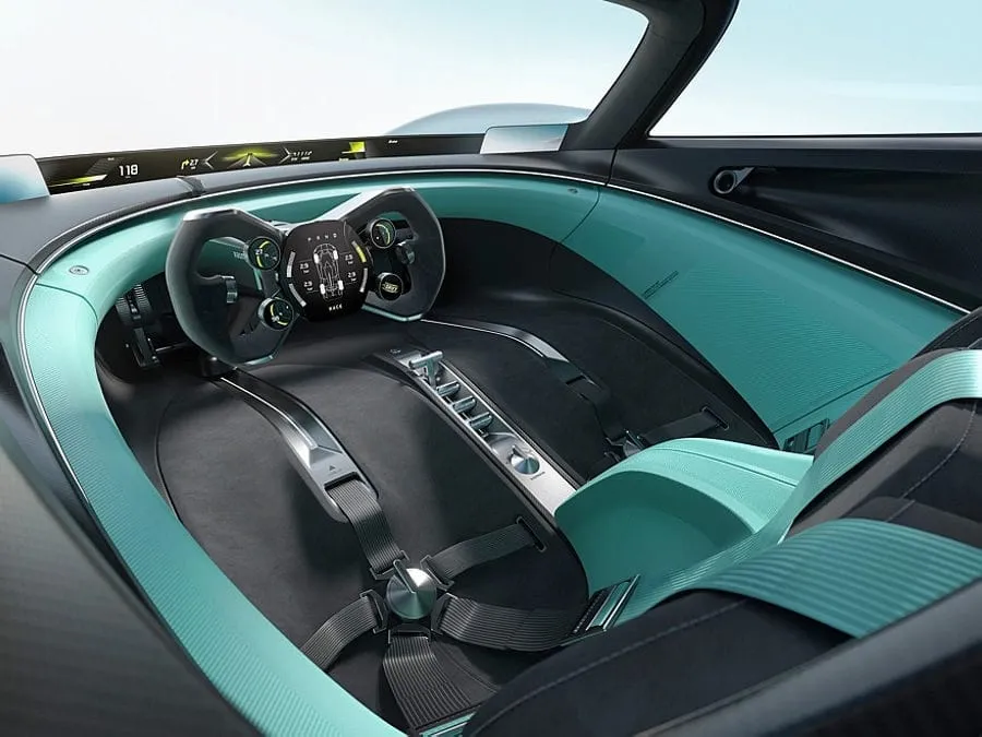 „Xiaomi“ meta iššūkį: Barselonoje pristatytas 1900 AG monstras „Vision Gran Turismo“