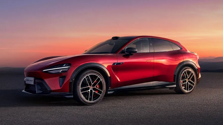 Sportinio krosoverio „Xiaomi YU7 GT“premjera ir atnaujintas Niurburgringo rekordas