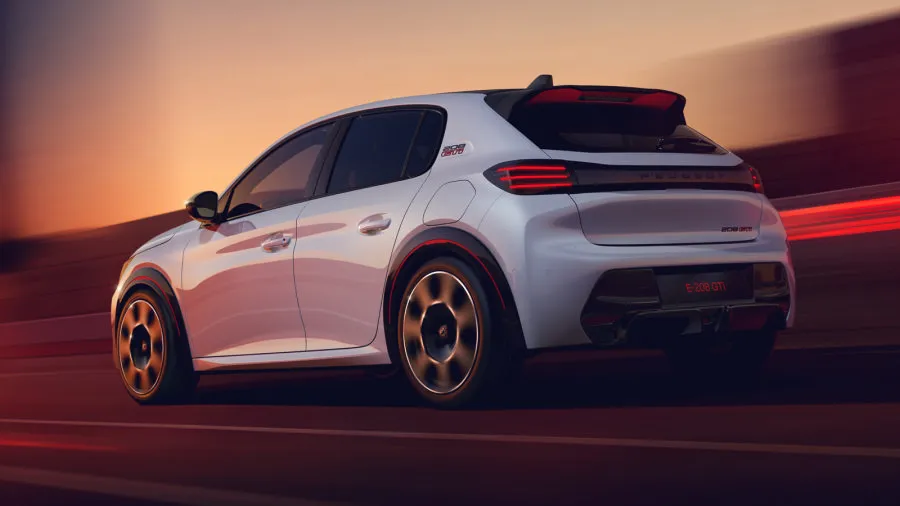 „Peugeot“ parodė serijinį „E-208 GTi“: žinoma ir kaina