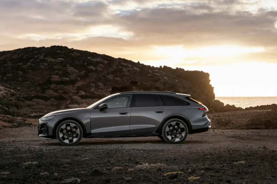 Klasiškas kostiumas nuotykiams: naujasis „Audi A6 allroad“ meta iššūkį ir universalams, ir visureigiams