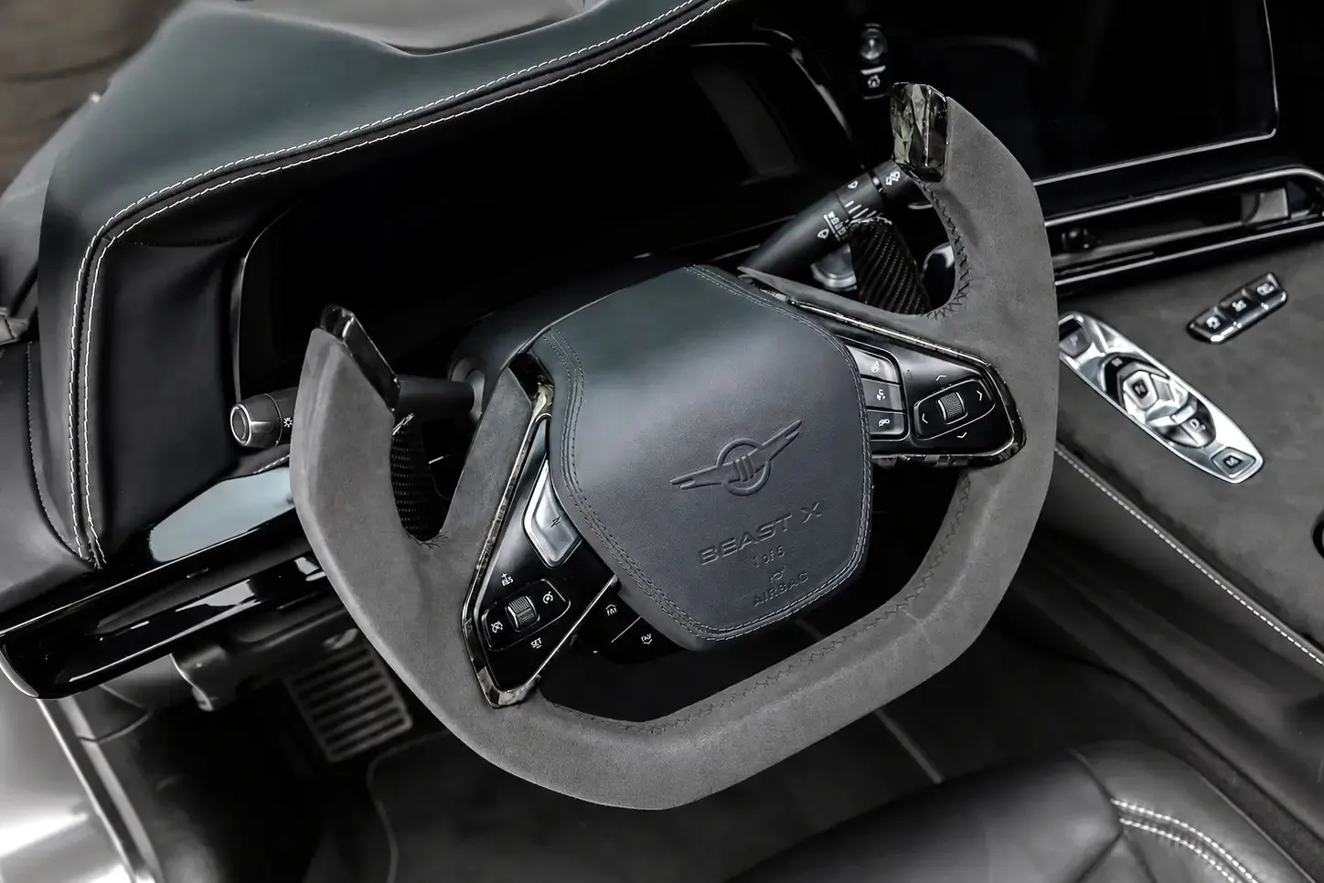„Rezvani Beast X“: 1582 AG hibridinis „žvėris“, kurį įsigyti galės tik penki laimingieji