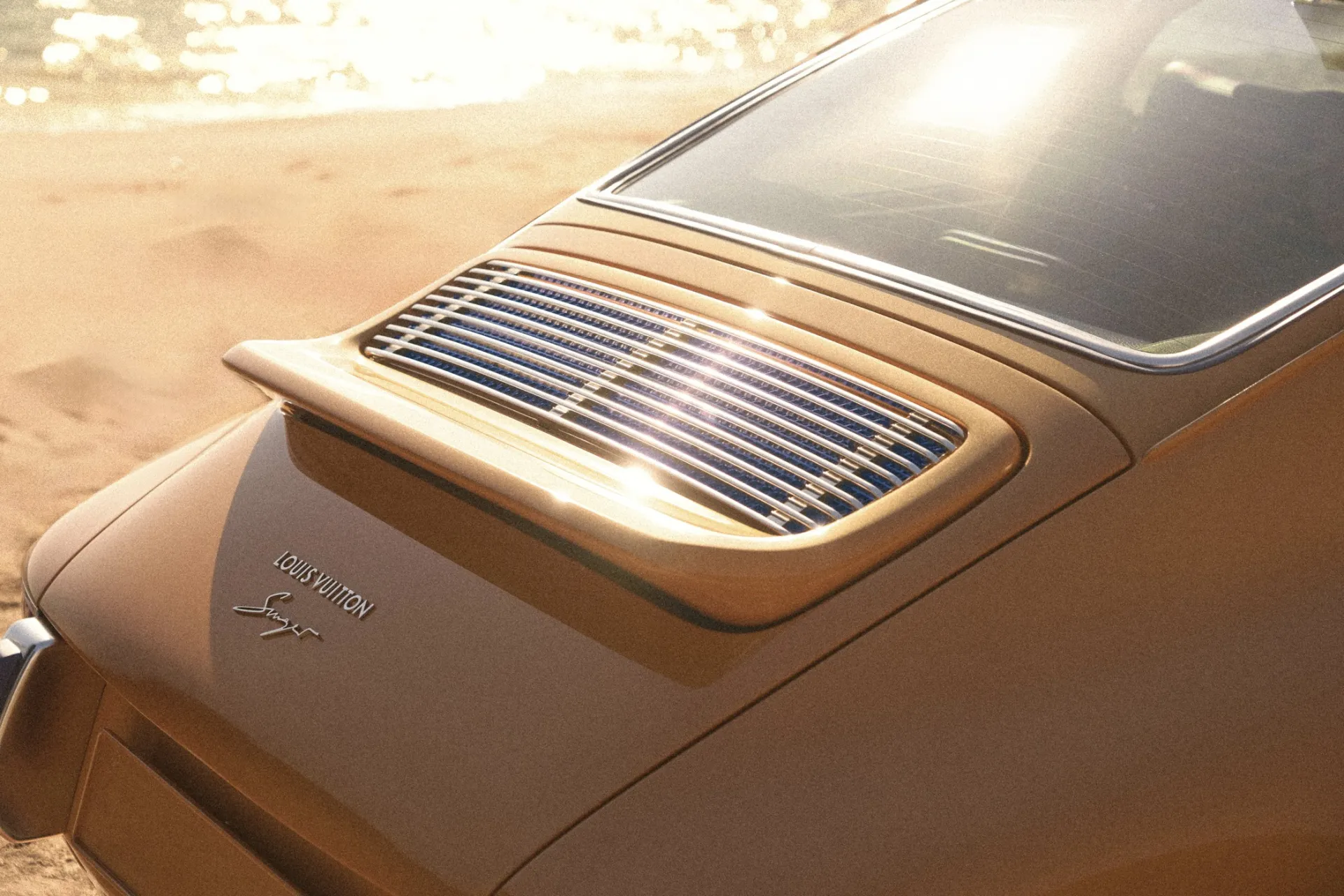 Singer Vehicle Design pristatė bendradarbiavimo su Louis Vuitton rezultatą