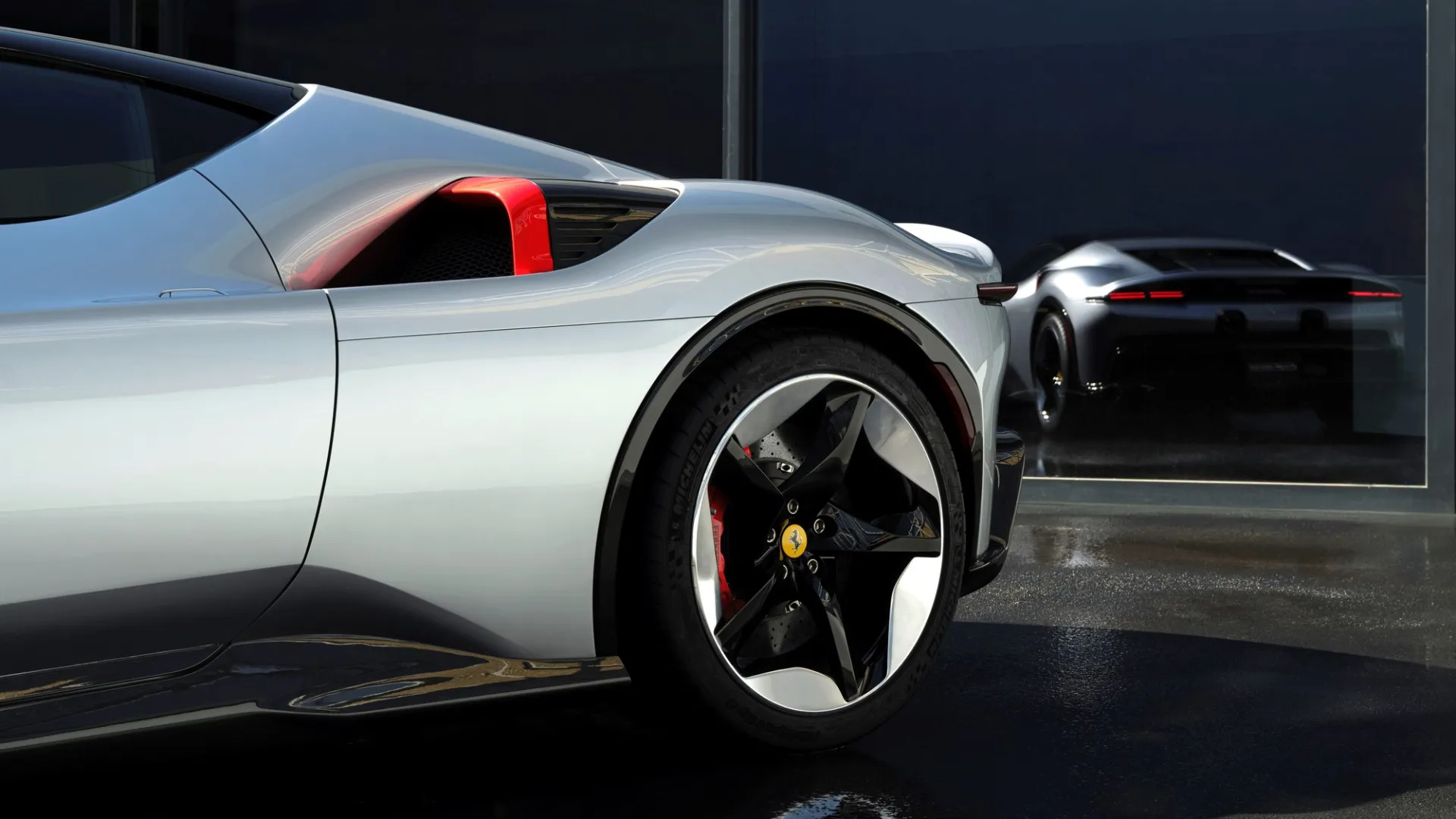 Brutalistinė Maranelo skulptūra: vienetinis hibridinis hiperautomobilis „Ferrari CZ26“ sujungia 1970-ųjų pramoninį dizainą ir 986 AG SF90 jėgą