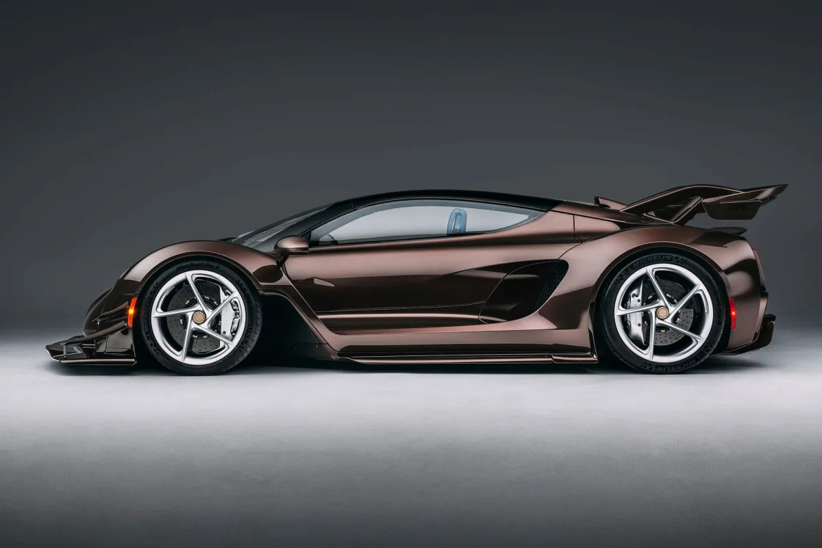 „Czinger 21C Spyder“: du nuimami stogai ir dar daugiau 3D spausdinimo technologijų