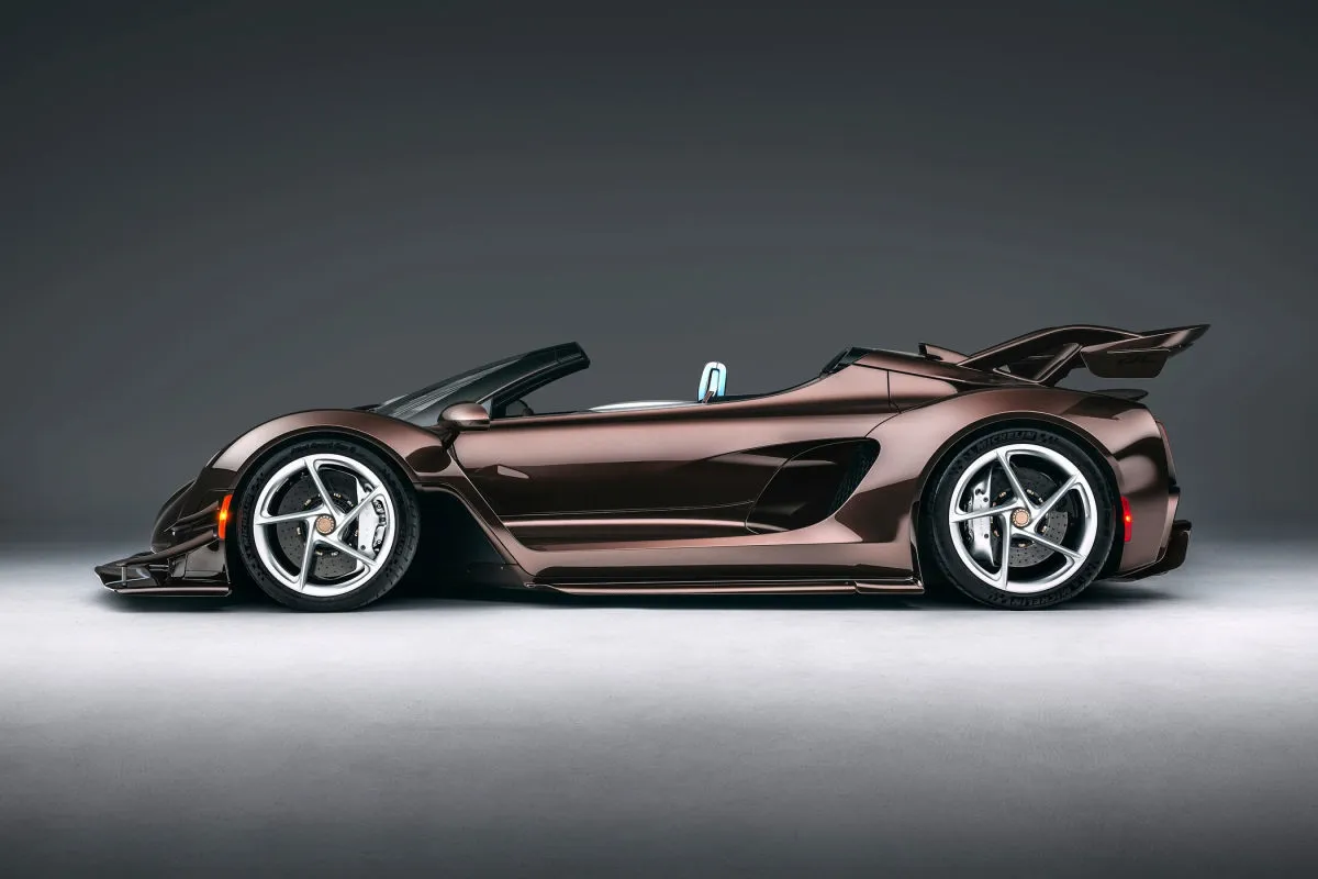 „Czinger 21C Spyder“: du nuimami stogai ir dar daugiau 3D spausdinimo technologijų