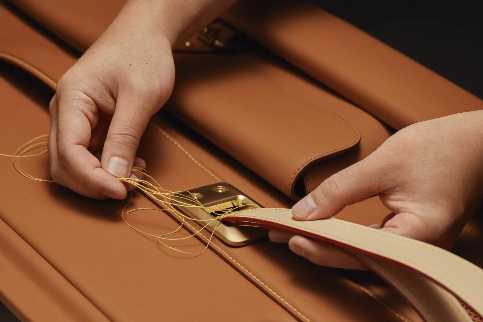 Singer Vehicle Design pristatė bendradarbiavimo su Louis Vuitton rezultatą