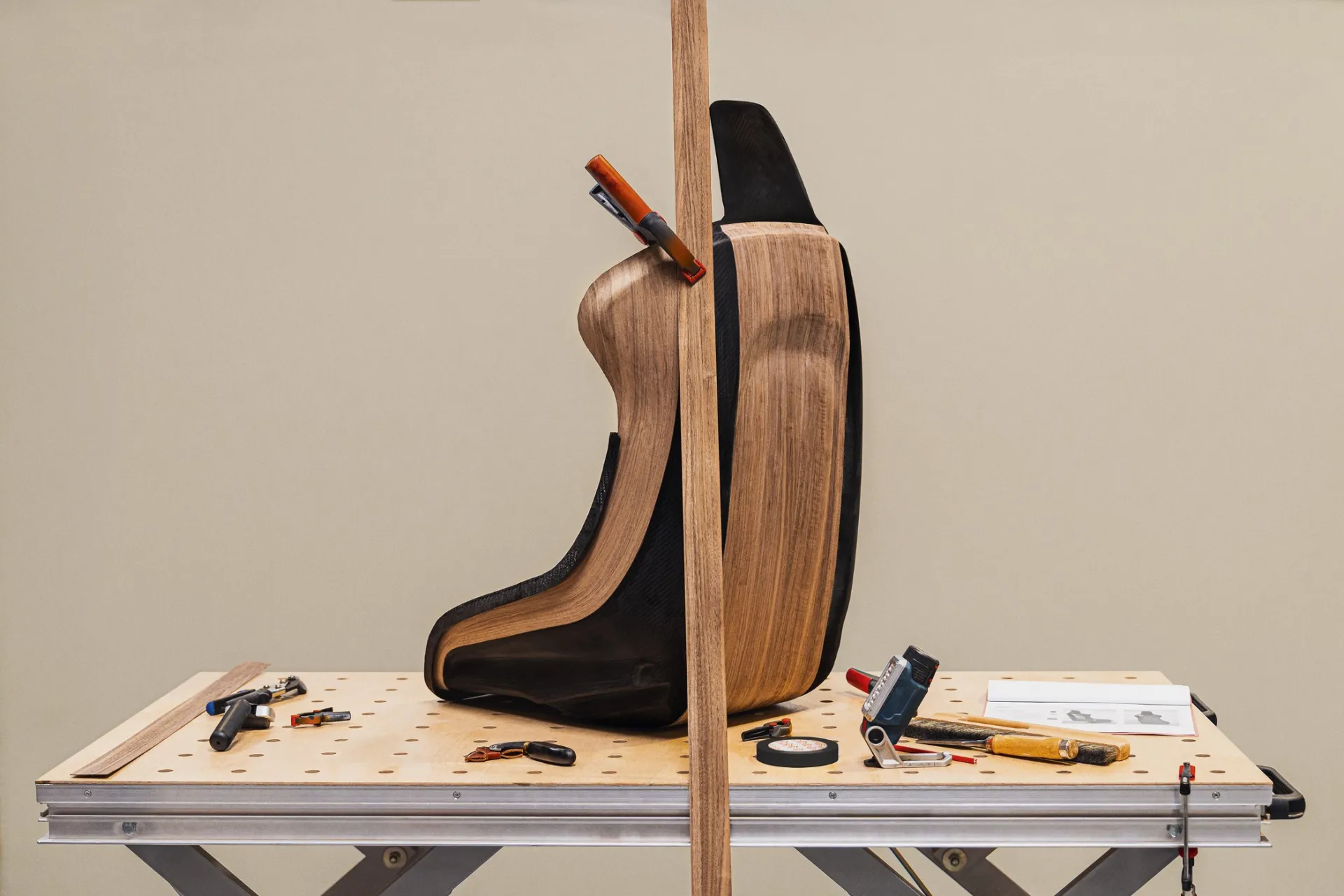 Singer Vehicle Design pristatė bendradarbiavimo su Louis Vuitton rezultatą