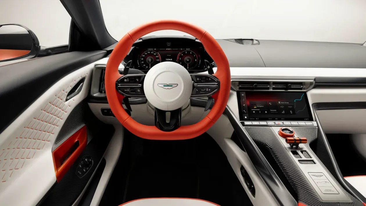 „Aston Martin Valen“: galingiausias V12 šedevras markės istorijoje ir skambus atsakymas elektrifikacijai