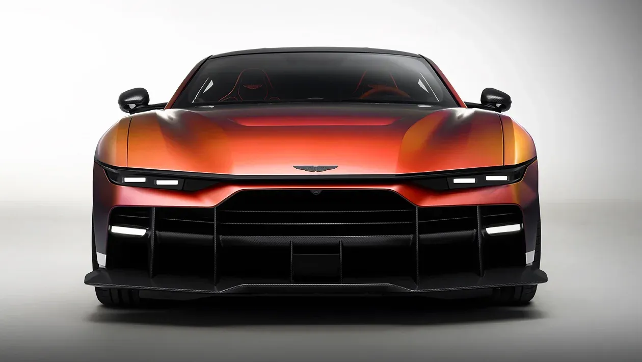 „Aston Martin Valen“: galingiausias V12 šedevras markės istorijoje ir skambus atsakymas elektrifikacijai