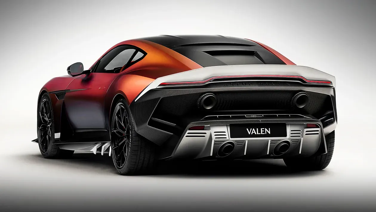 „Aston Martin Valen“: galingiausias V12 šedevras markės istorijoje ir skambus atsakymas elektrifikacijai