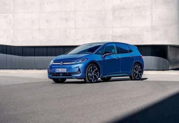 Naujasis „Volkswagen ID.3 Neo“ jau pasiekė salonus – galima ne tik apžiūrėti, bet ir išbandyti