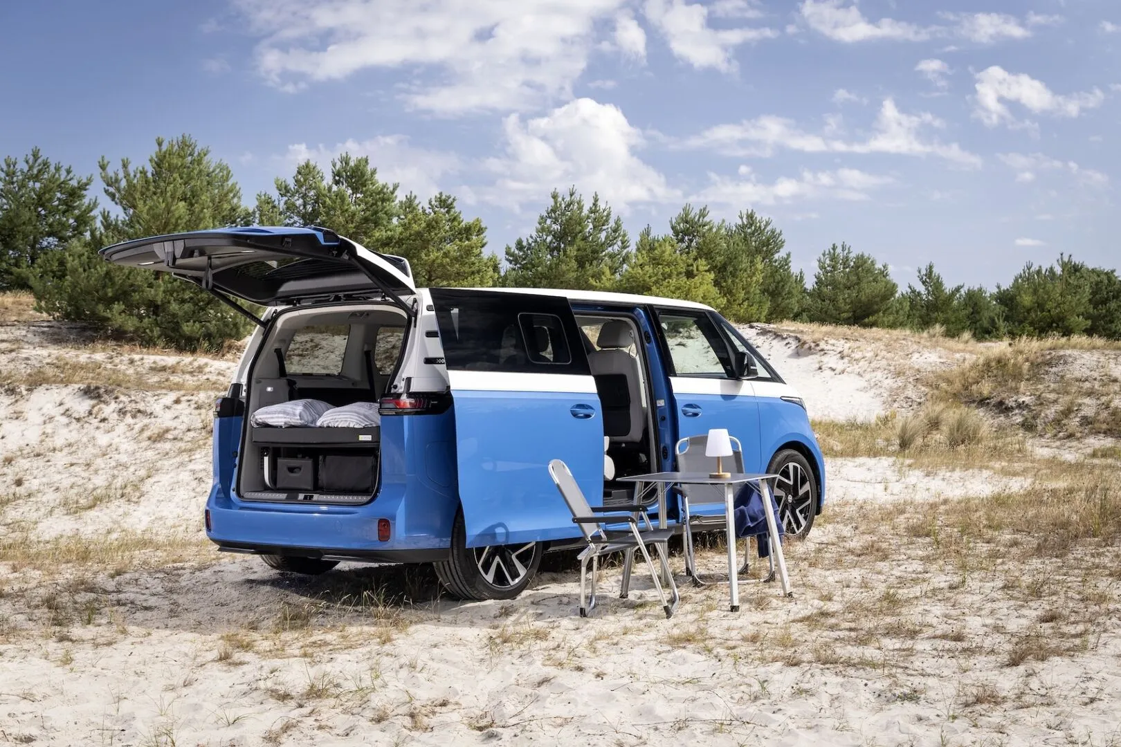 Ar jau laikas elektriniams kemperiams? „Volkswagen“ atsakymas – naujasis „ID. California Cruise“